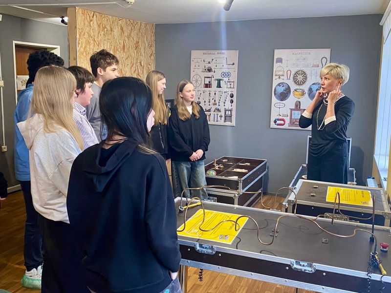 Тучковские школьники изучали физические явления