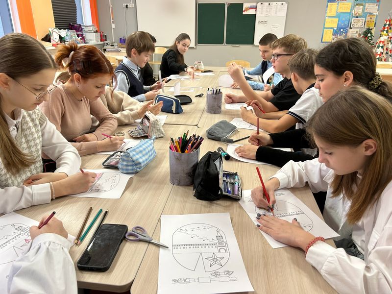 Тучковские школьники сделали аппликации, посвящённые Сталинградской битве