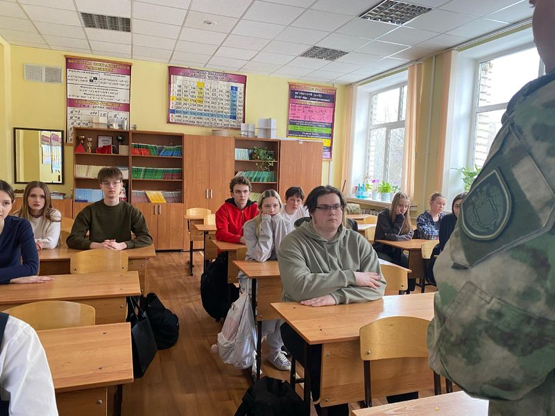 Рузским школьникам рассказали об условиях поступления в вузы ФСО и ФСБ России