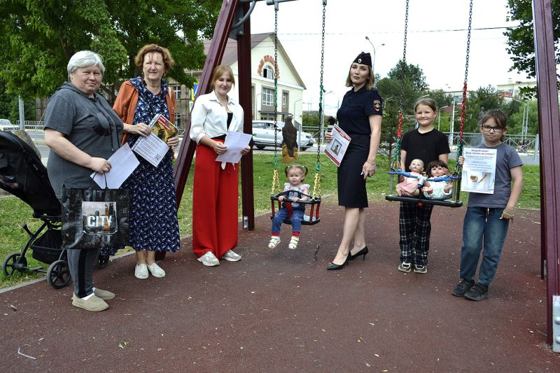 Акцию «Безопасные окна» провели в Рузе полицейские и общественники