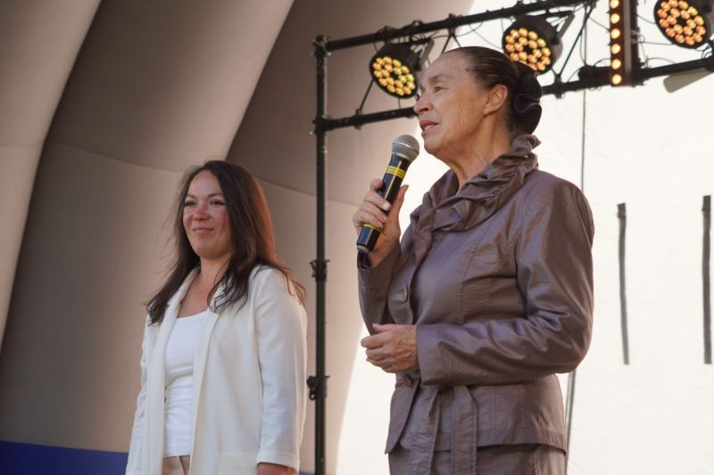 Александр Горбылёв поздравил жителей Никольского с Днём села