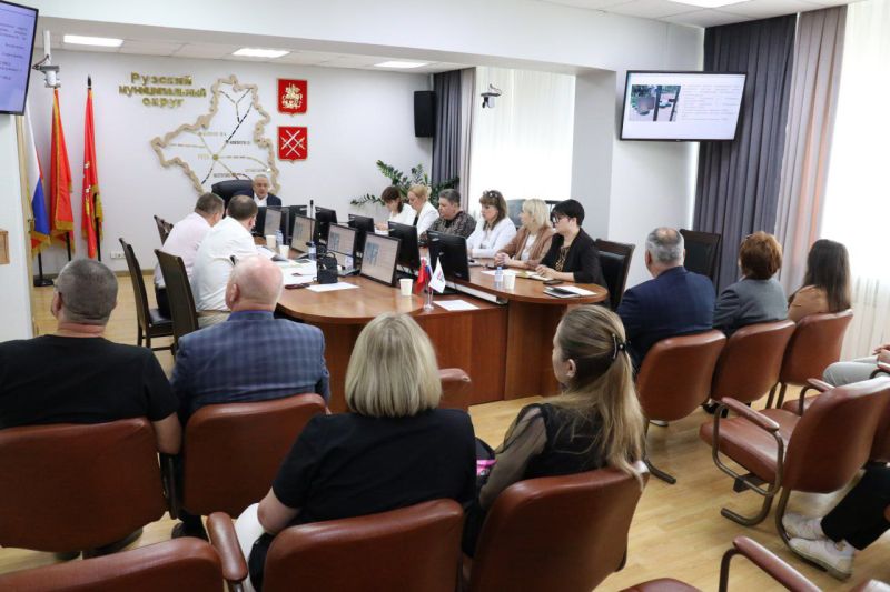 На «Часе ЖКХ» в Рузском округе обсудили план реновации