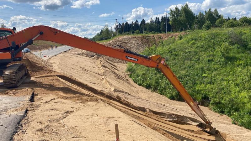 Александр Горбылёв проинформировал жителей о ходе ремонта объездной дороги в Тучково