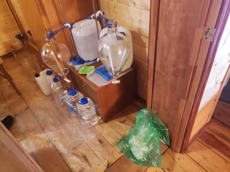 В деревне Бунино полицейские ликвидировали нарколабораторию