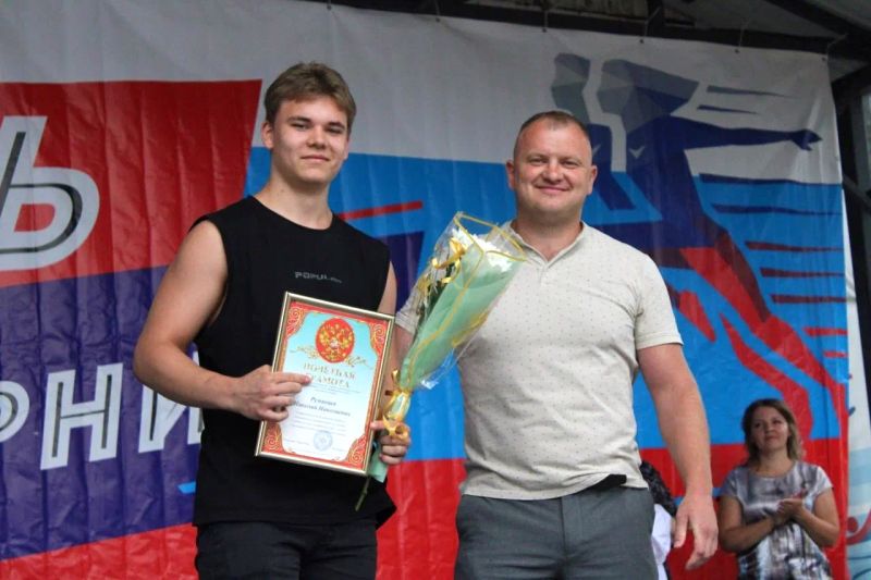 На стадионе «Урожай» состоялся спортивный праздник