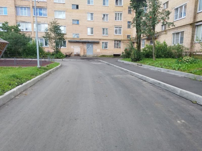 В Рузе завершено благоустройство дворовой территории 