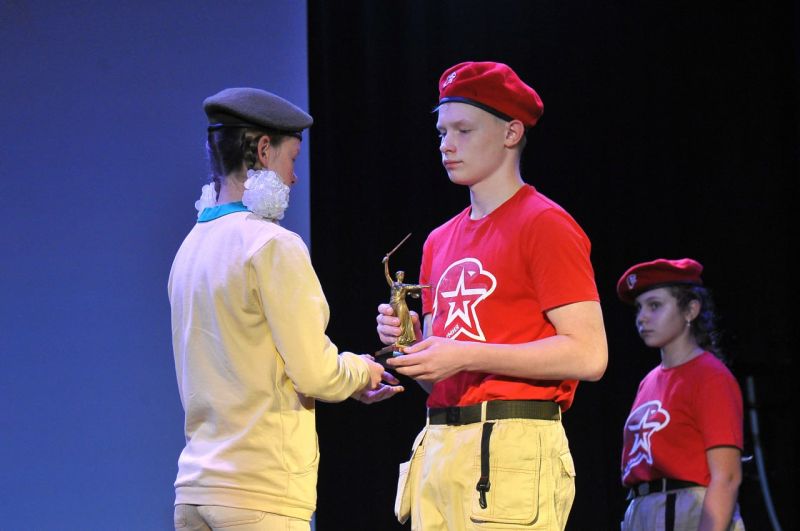 Из Рузского округа в Одинцовский передали символы военно-патриотической эстафеты «Салют Победе!»