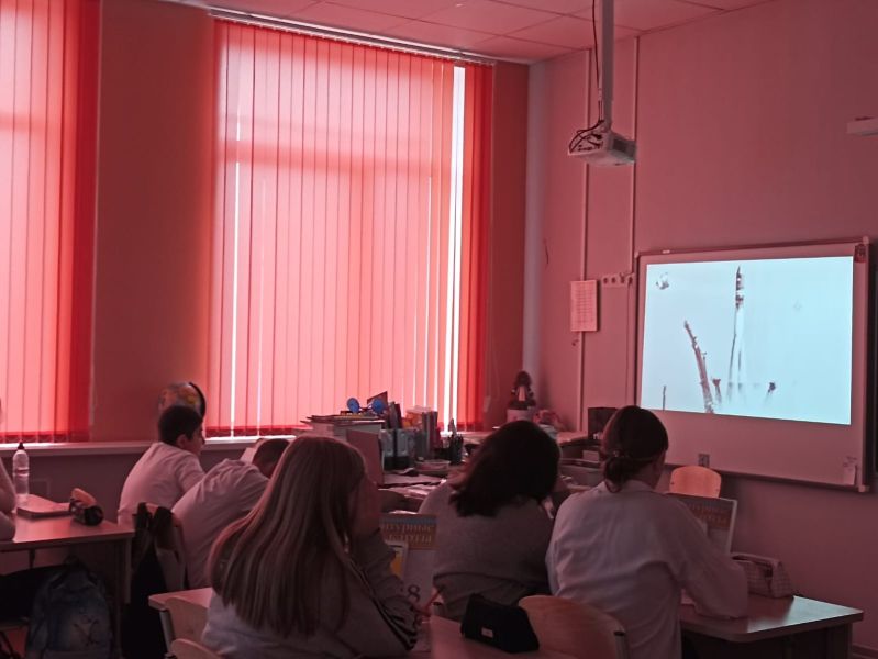 Тучковские школьники узнали о самых актуальных исследованиях и открытиях в области химии