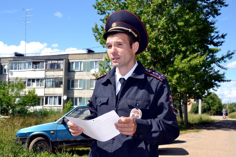 Голосуйте за Илью Ухарева на областном этапе конкурса «Народный участковый» 