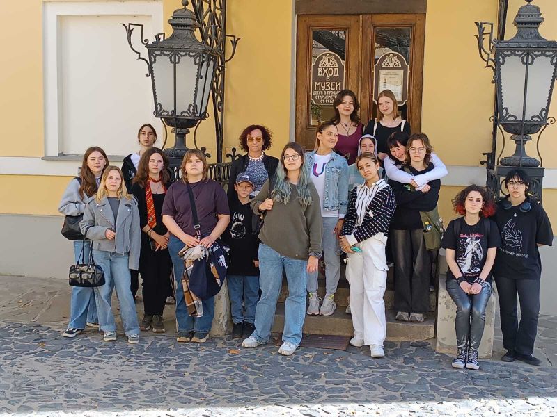 Студенты Рузского филиала МГКИ побывали в Калужском музее изобразительных искусств
