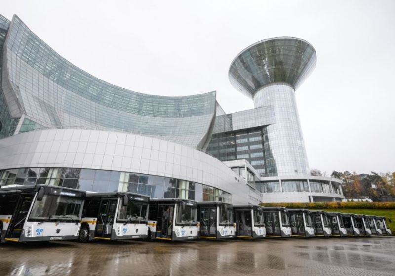 Андрей Воробьев: Этой осенью на маршруты Подмосковья выйдут более 200 новых автобусов