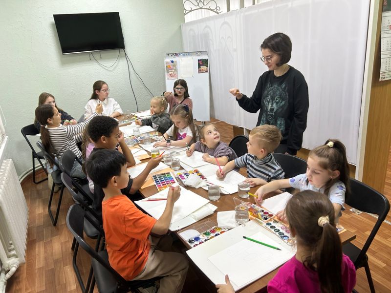 В Тучковской библиотеке делали лёгкие акварельные зарисовки