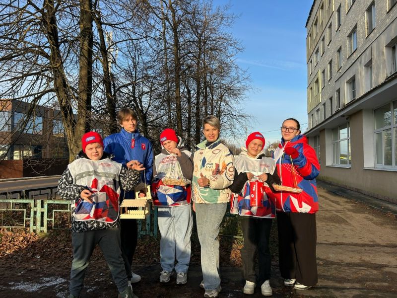 Для рузских волонтёров провели мастер-класс по изготовлению кормушек для птиц