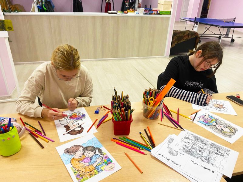 В Горбовском СДК открылась выставка детских рисунков