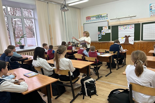 Старониколаевские ребята осваивали законы дружбы