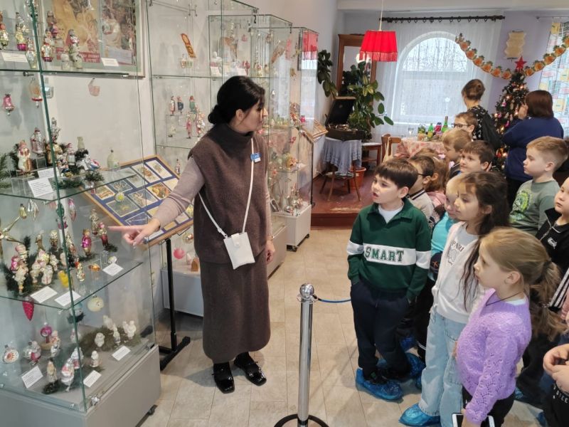 Тучковские первоклассники посетили Клинское подворье