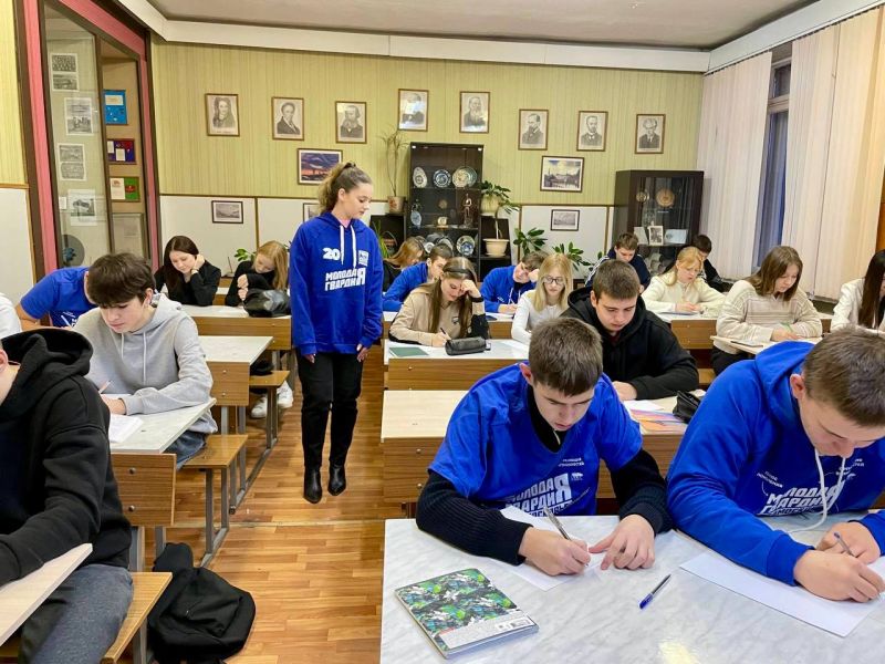 В Тучковском филиале Мосполитеха прошла акция «Письмо солдату»