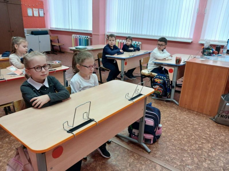 Орешковские школьники участвовали в «Новогоднем серпантине»