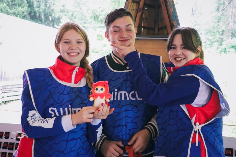 Рузский клуб волонтёров «Твори добро» принимает поздравления с Днём добровольца