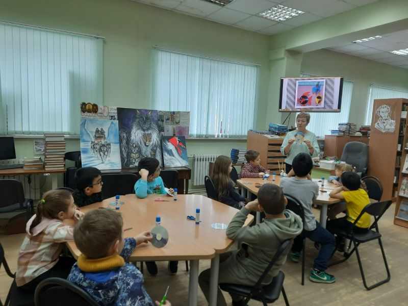 Юные тучковцы научились давать вторую жизнь ненужным вещам