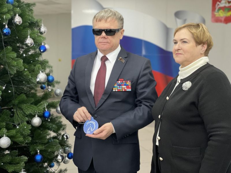 Депутат Владимир Вшивцев присоединился к акции «Ёлка желаний»