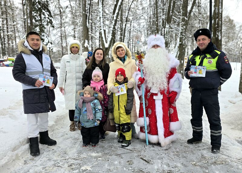 В Рузе госавтоинспекторы позаботились о безопасности жителей в праздничные дни 
