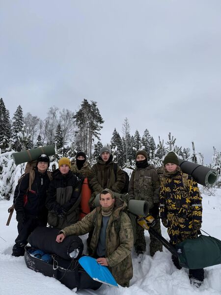 Рузские юнармейцы совершили зимний суточный поход