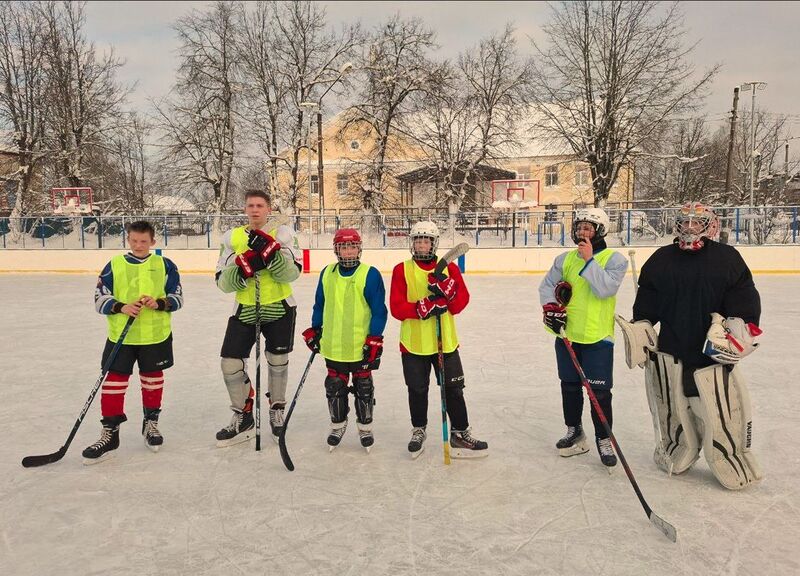 В Дорохово прошёл турнир по хоккею ко Дню освобождения посёлка от немецко-фашистских захватчиков 