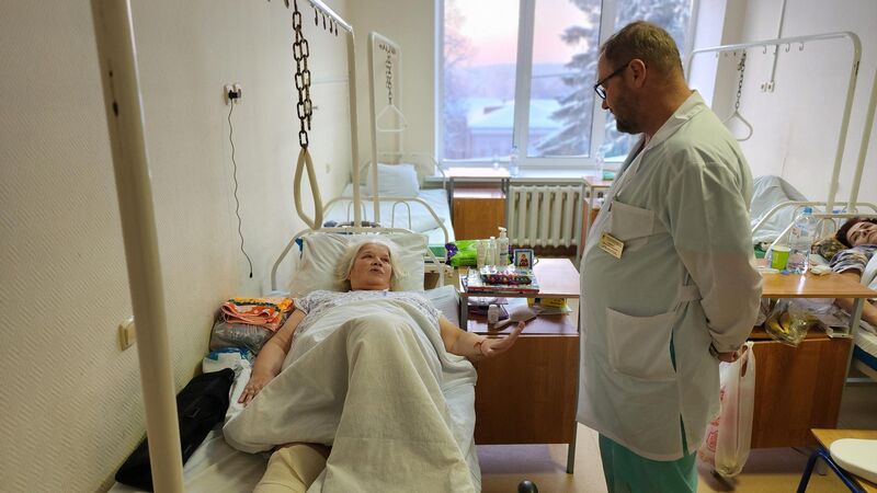 Травматологи Рузы провели сложнейшую операцию пострадавшей после ДТП на станции в Тучкове