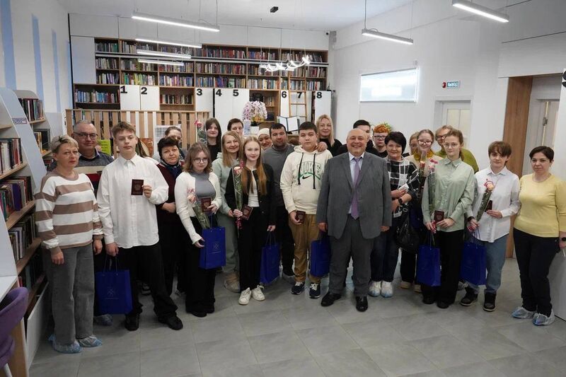 Александр Горбылёв вручил юным жителям Рузского округа первые паспорта 