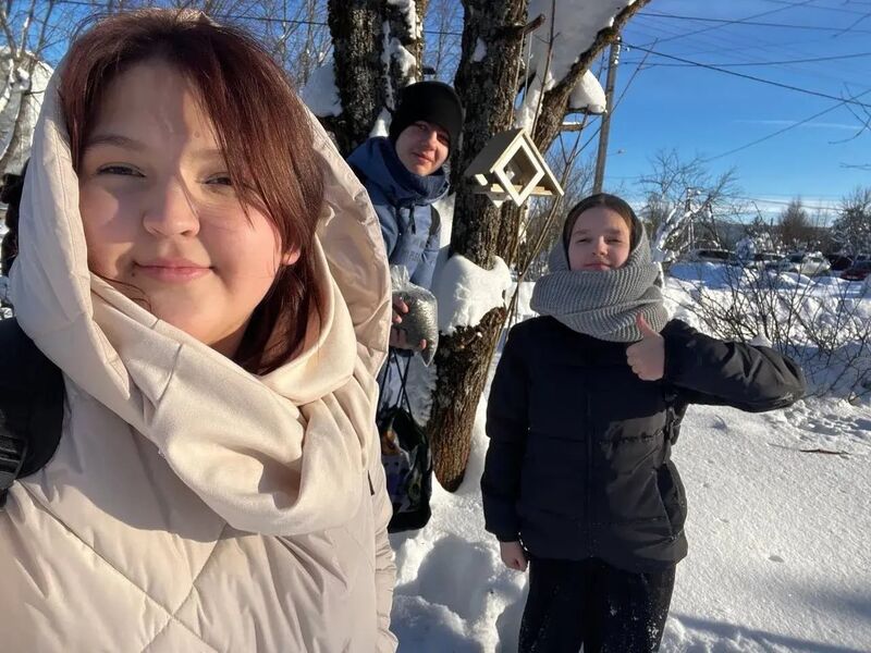 Волонтёры Нестеровского лицея провели акцию «Пернатый квартал»