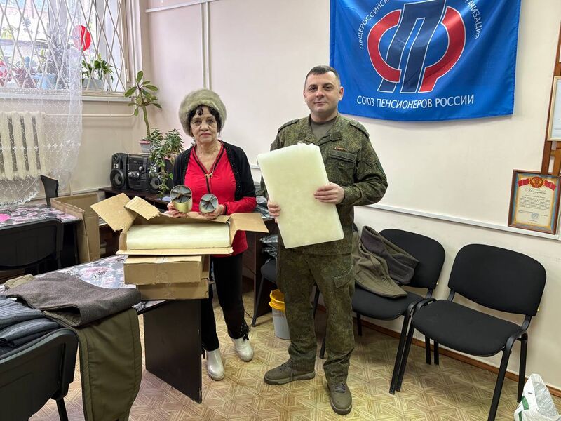 Союз пенсионеров Рузского округа получил 30 килограммов парафина для изготовления окопных свечей участникам СВО 