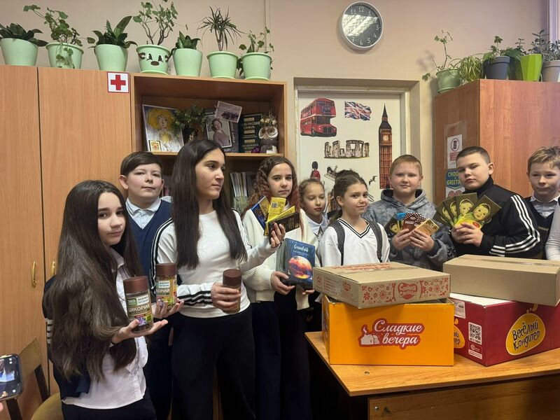 Школьники из второй Рузской школы собирают помощь для участников СВО