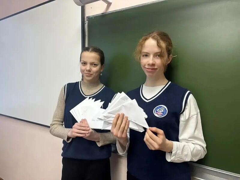 В Нестеровском лицее проходит акция по написанию писем участникам СВО
