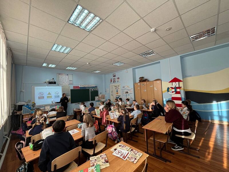 Для рузских школьников провели урок «Безопасность на РЖД»