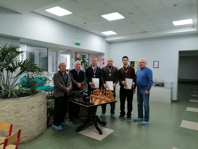 Турнир по шахматам в Молодёжном центре РМО