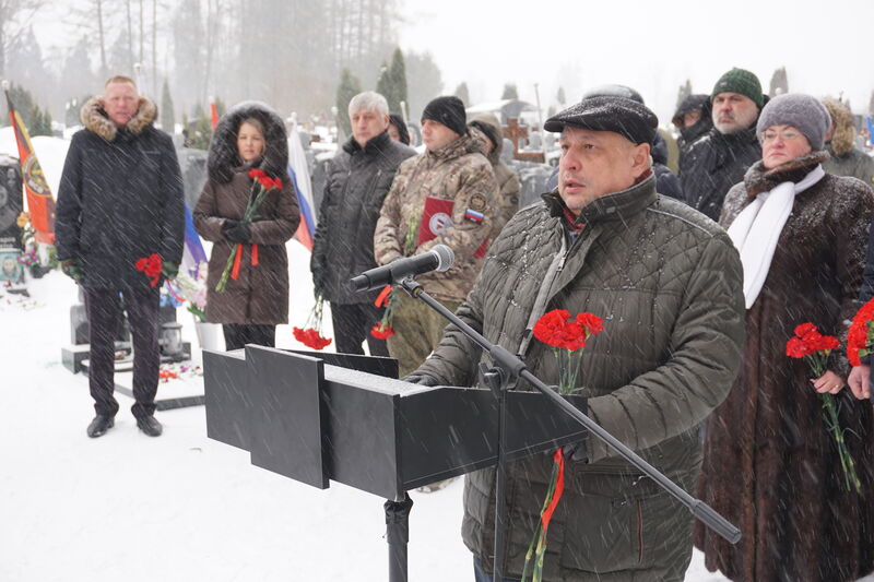 В Тучково почтили память участников специальной военной операции 