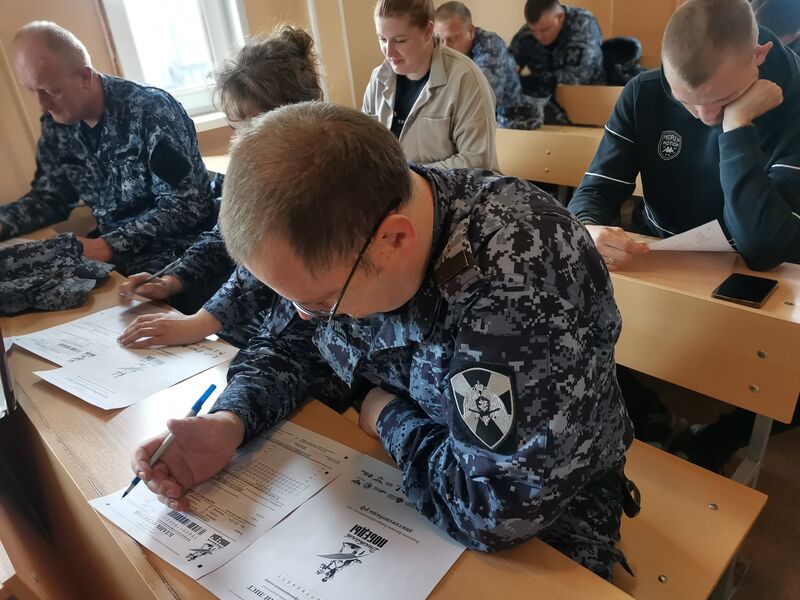 Росгвардейцы приняли участие в международной патриотической акции «Диктант Победы»