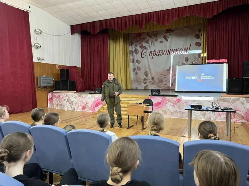 В ДК «Юбилейный» состоялся кинопоказ о подвиге панфиловцев 