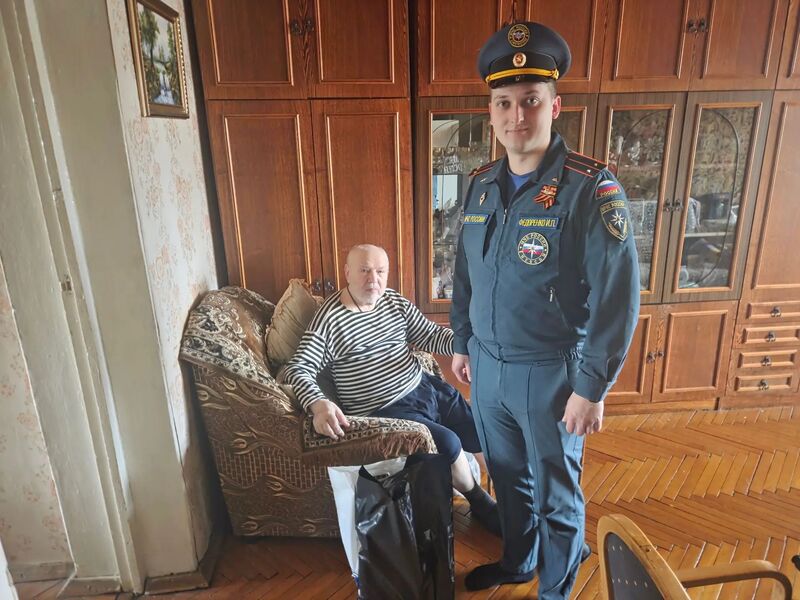 Поздравление ветеранов пожарной охраны с 377-летием со дня образования пожарной охраны России