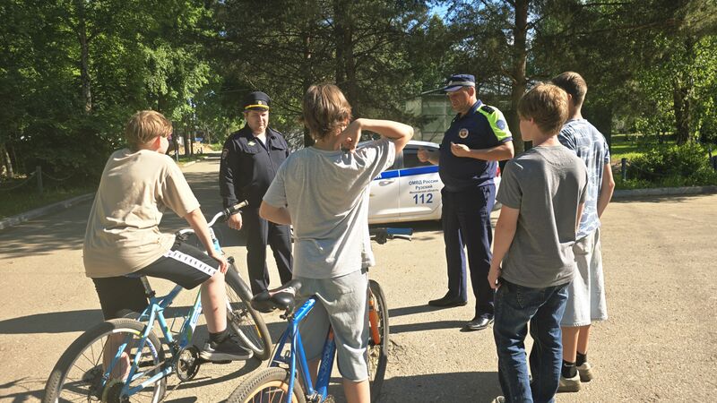 В Рузском округе полицейские предостерегли юных жителей от дорожных ошибок