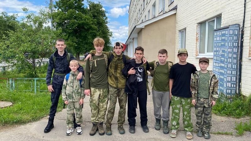 Юнармейцам организовали занятие по альпинистской подготовке
