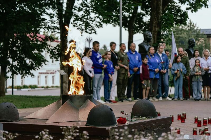 В Рузе прошла патриотическая акция «Свеча памяти»