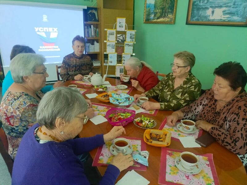 В Беляногорской библиотеке состоялся час поэзии, посвященный Роберту Рождественскому