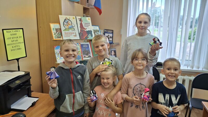 В Старорузской библиотеке мастерили обереговую куклу
