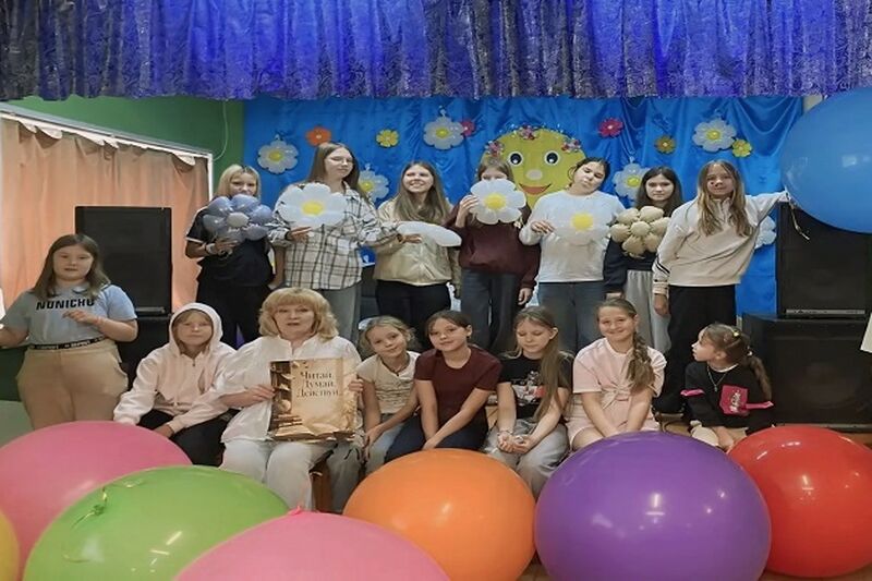 День открытых дверей в Старониколаевской библиотеке: путешествие в мир книг и творчества
