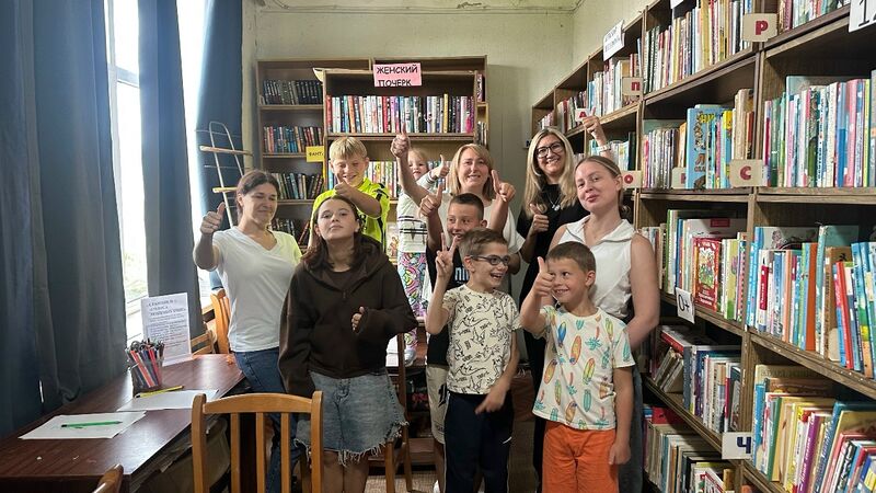 «Путешествие в книжное царство»: в Златоустово встречали гостей 