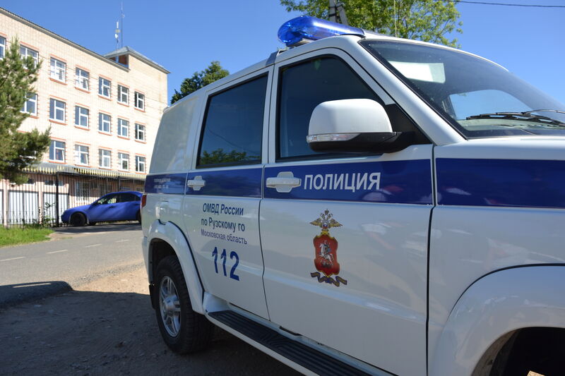 В Тучково хозяйка отобрала свой электросамокат у похитителя