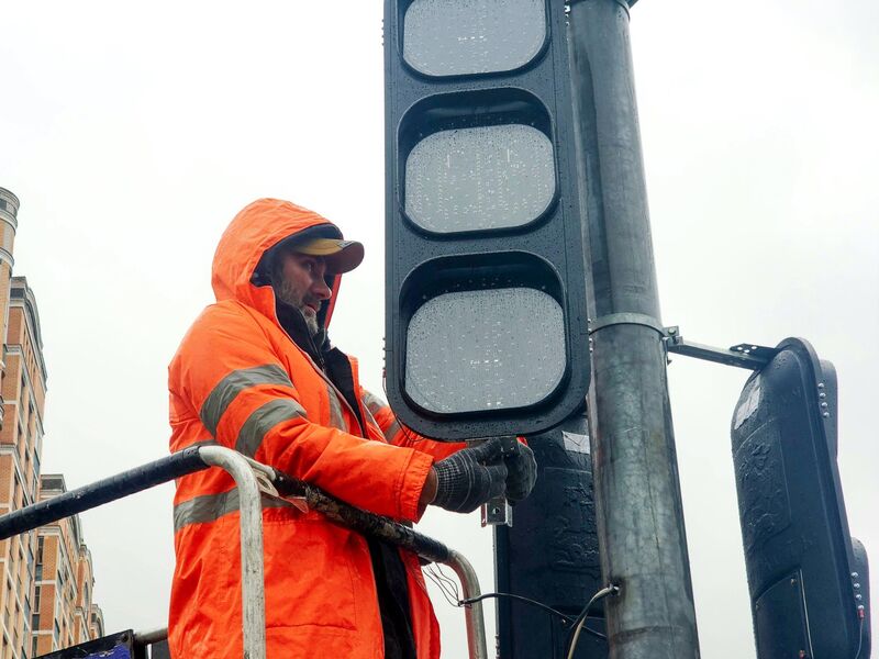  В 13 округах Подмосковья отремонтировали светофоры