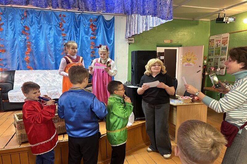 В Старониколаевской библиотеке провели фольклорно-игровой час 